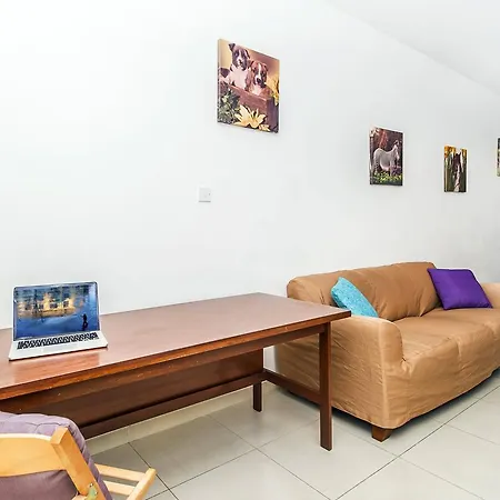 Stylish Central Flat, Theoria Travel 아파트 *